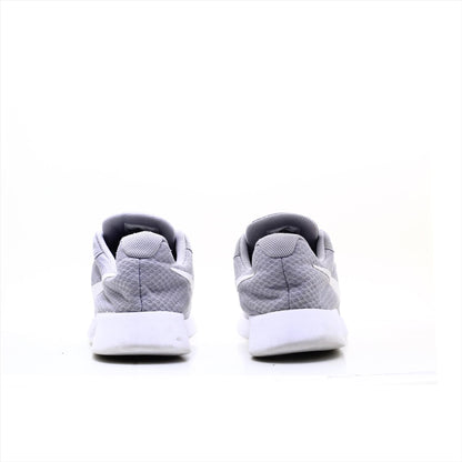 Nike Tanjun