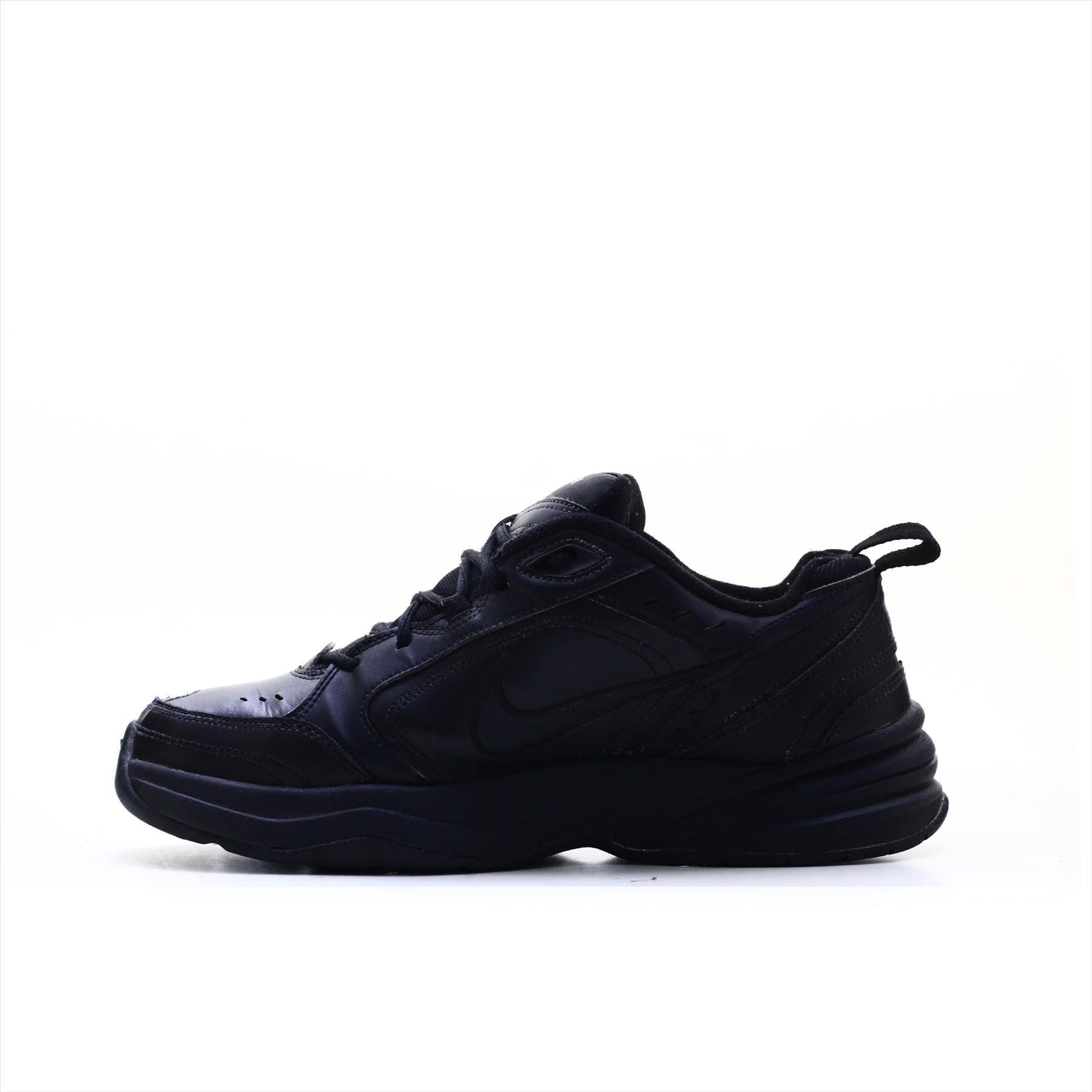 Nike Air Monarch