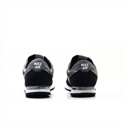Nike Air 
