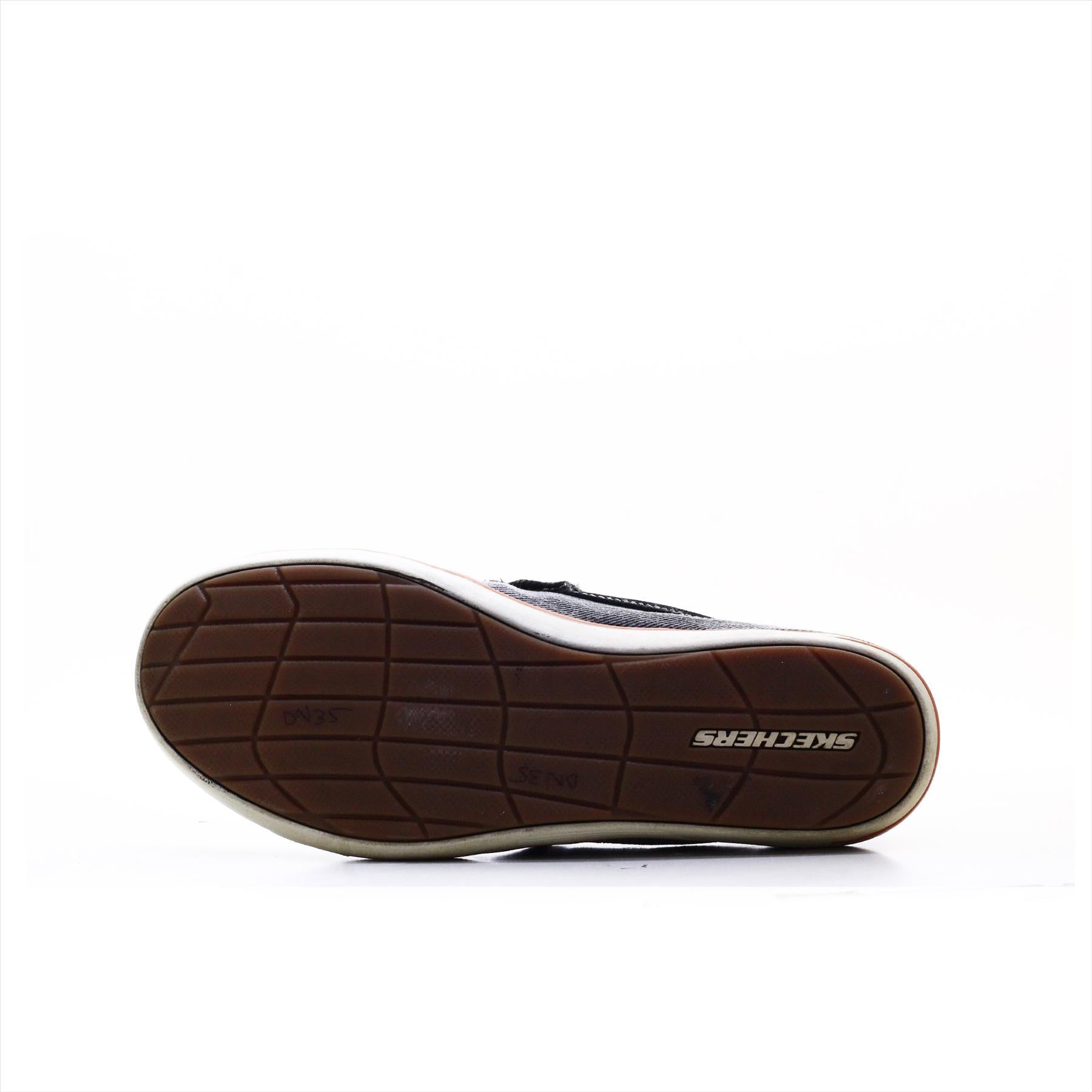 Skechers Relaxed Fit Memory Foam