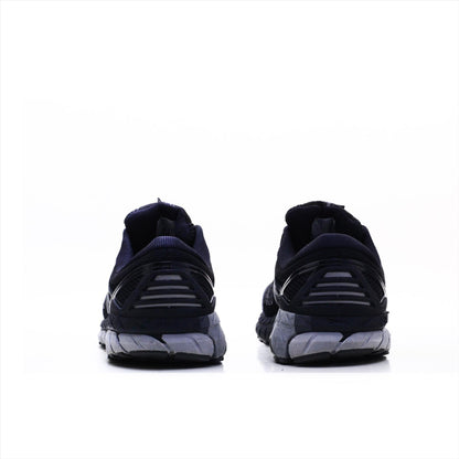 Brooks Beast 18