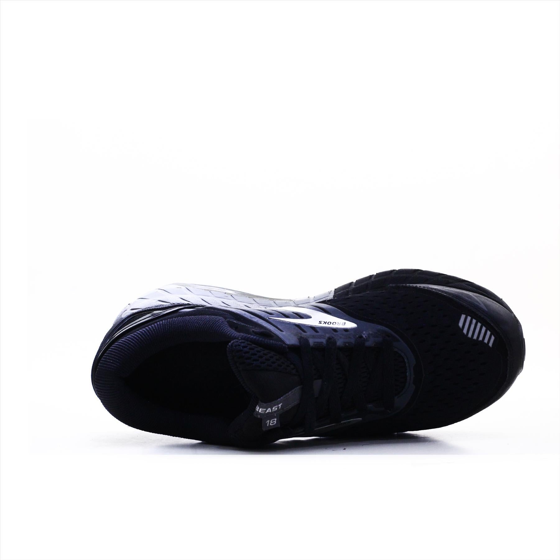 Brooks Beast 18