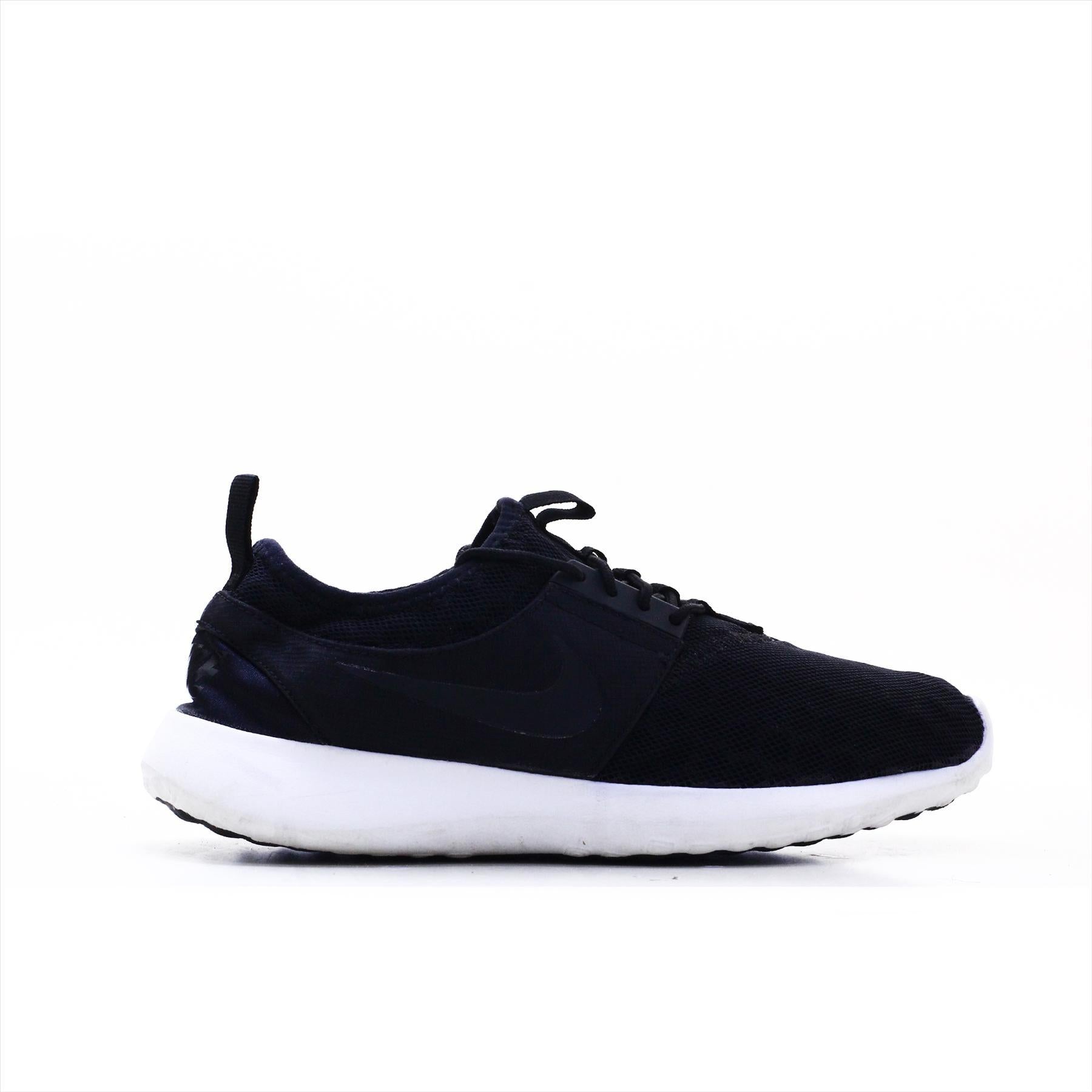 Nike Juvenate 