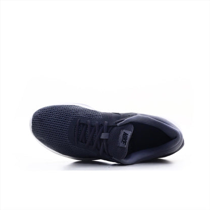 Nike Revolution 4