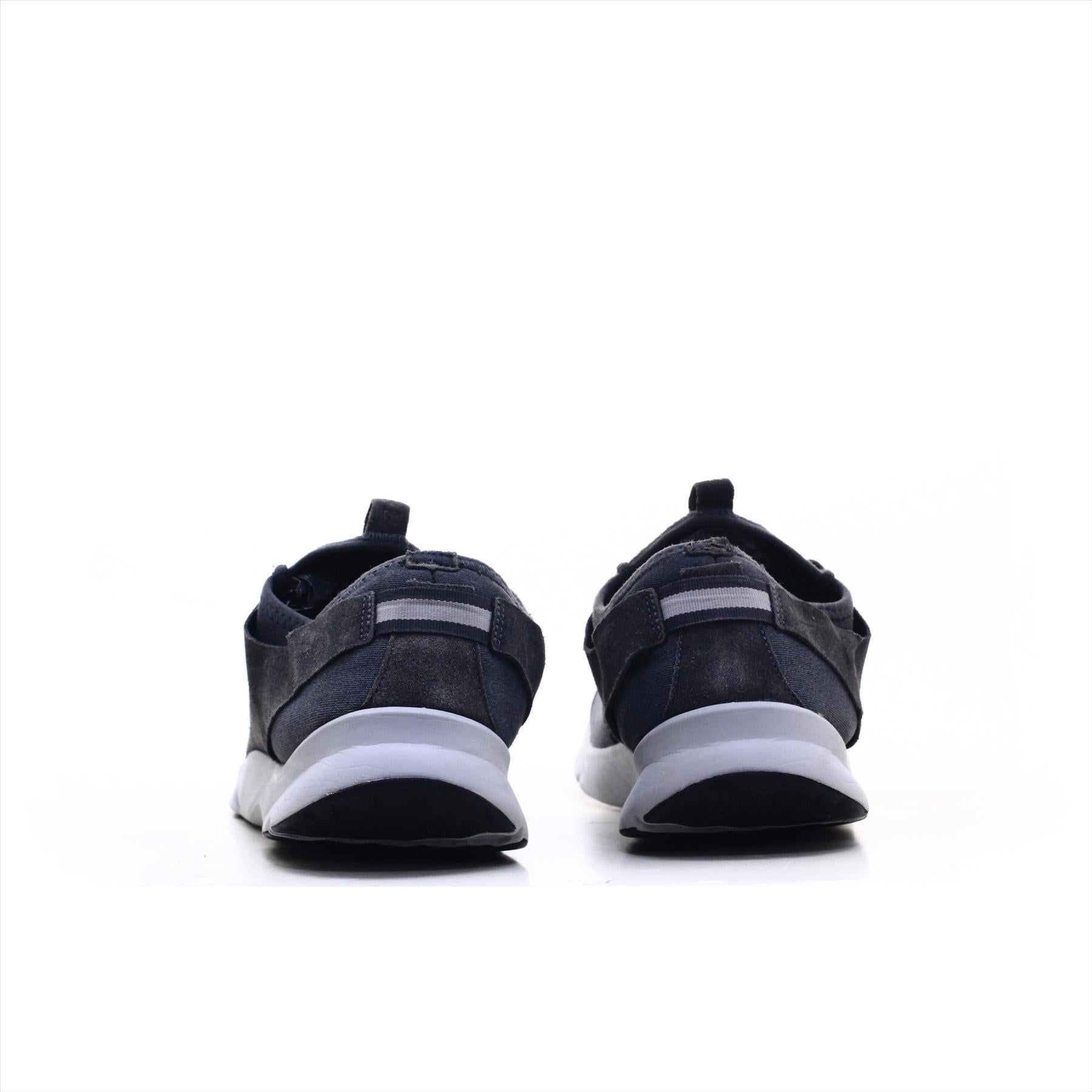 Under Armour Sports 
