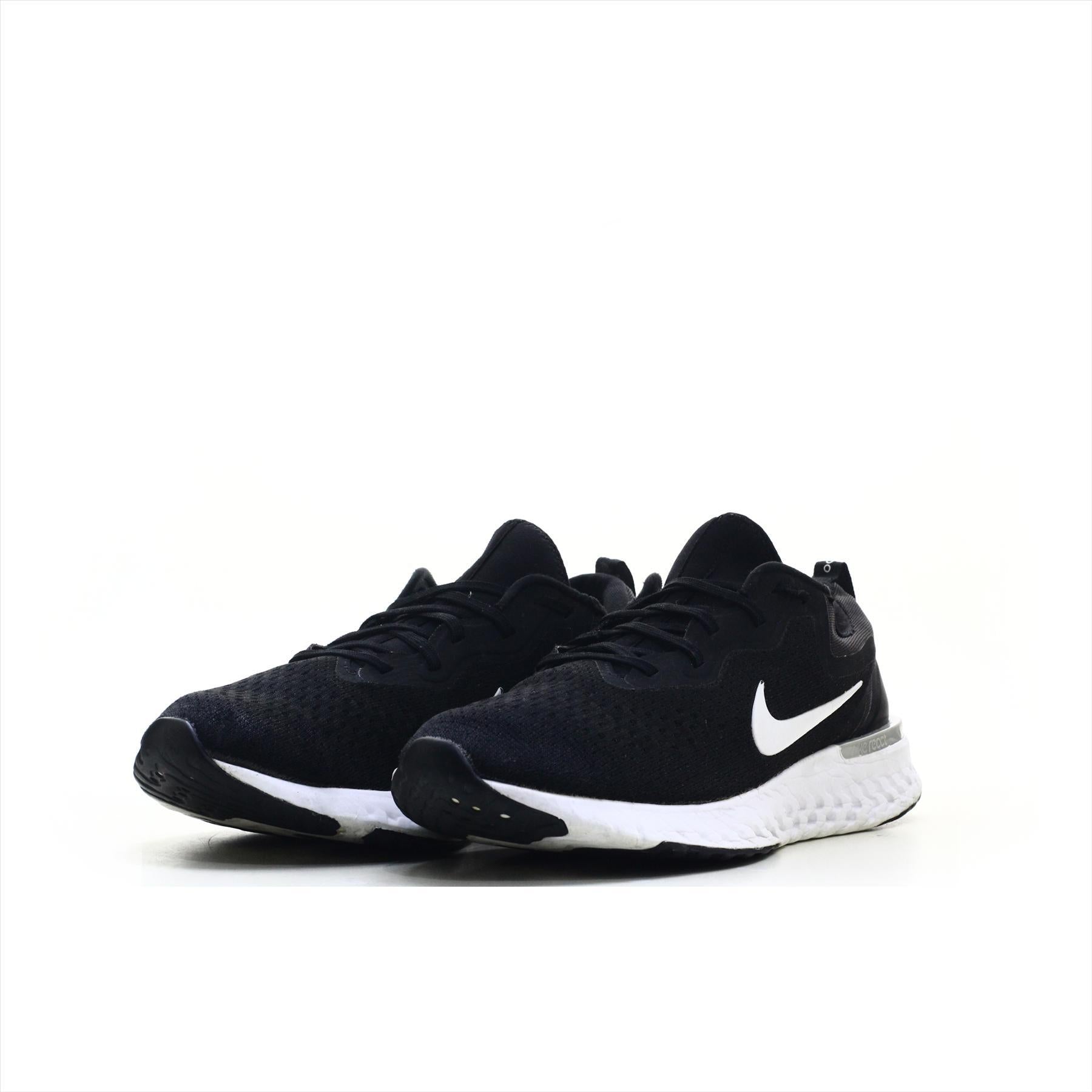Nike Odyssey React