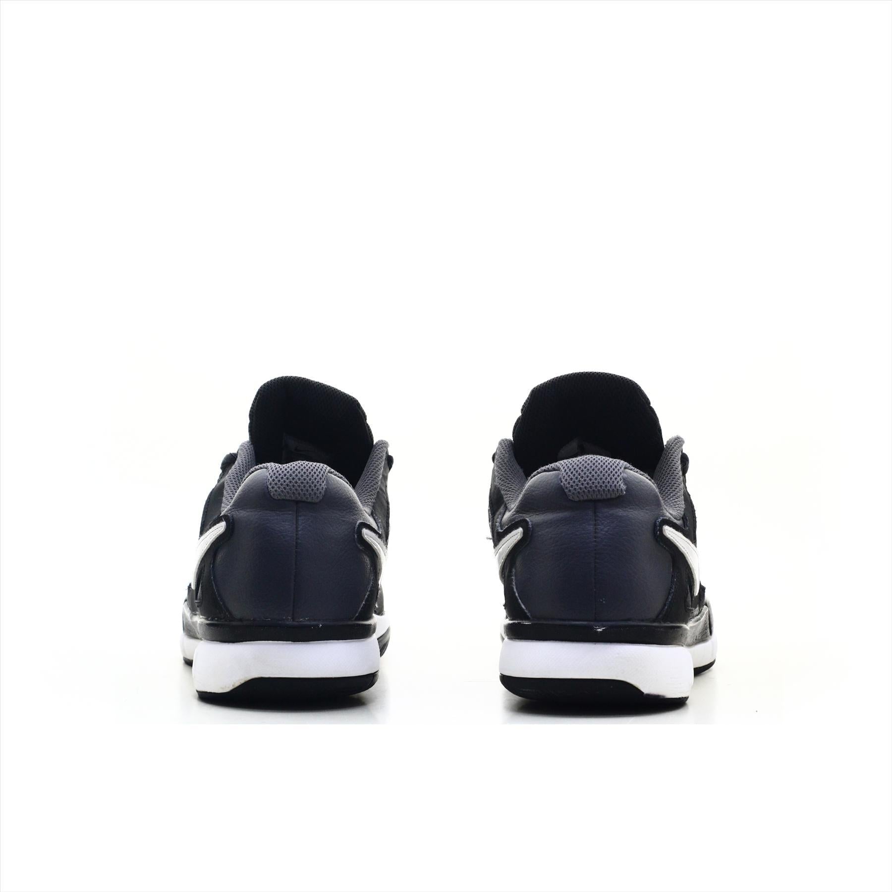 Nike Vapor Advantage