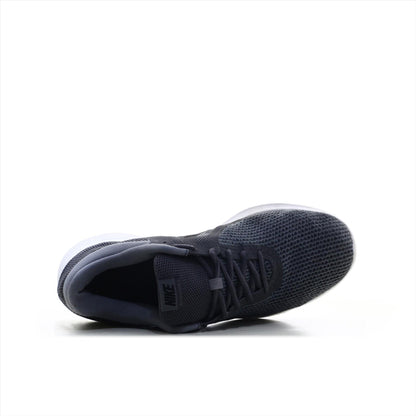 Nike Revolution 4 