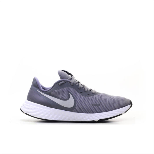 Nike Revolution (ORIGINAL)