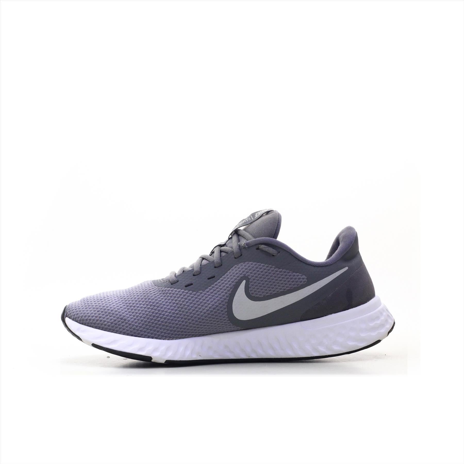 Nike Revolution (ORIGINAL)