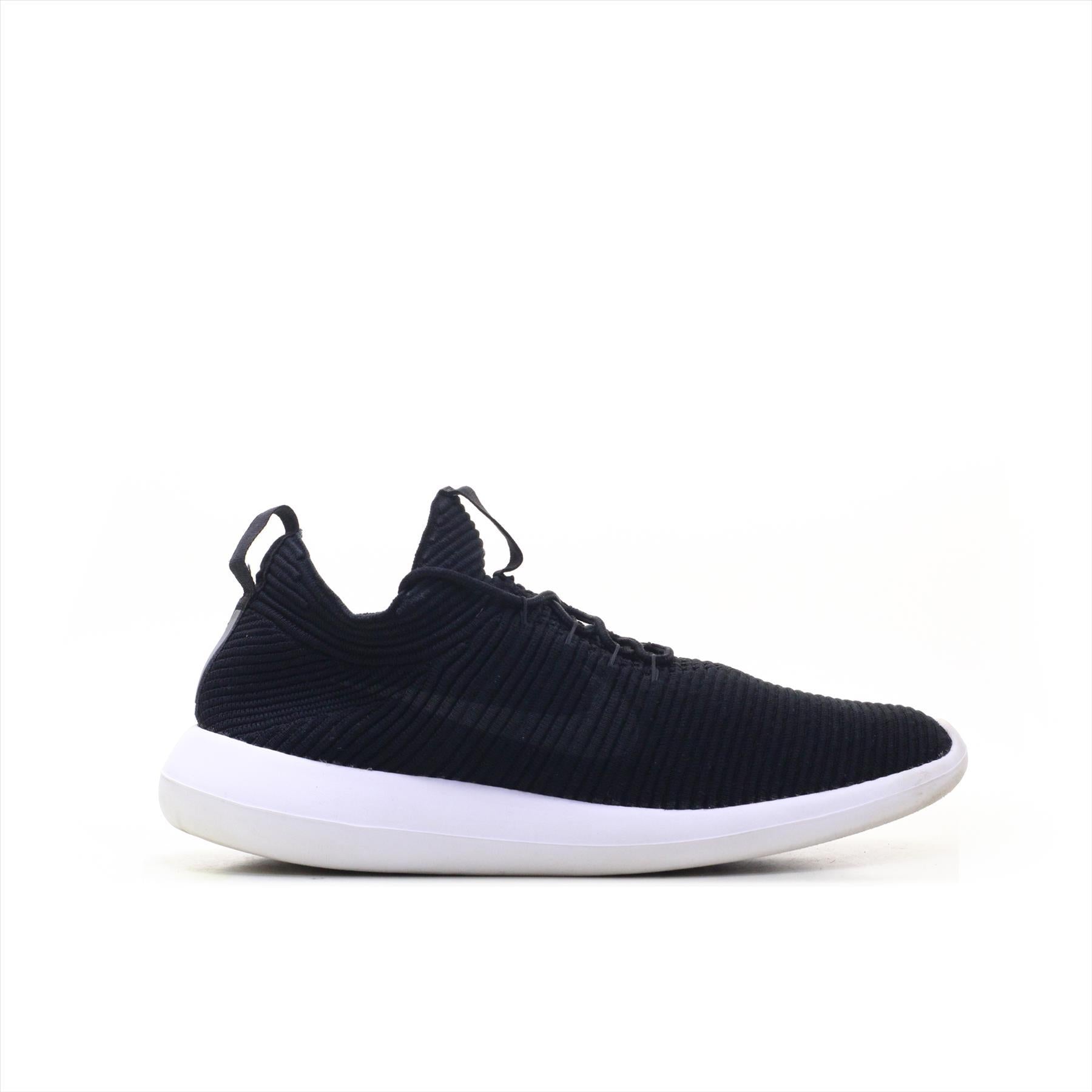 Men's nike roshe two flyknit v2 2025