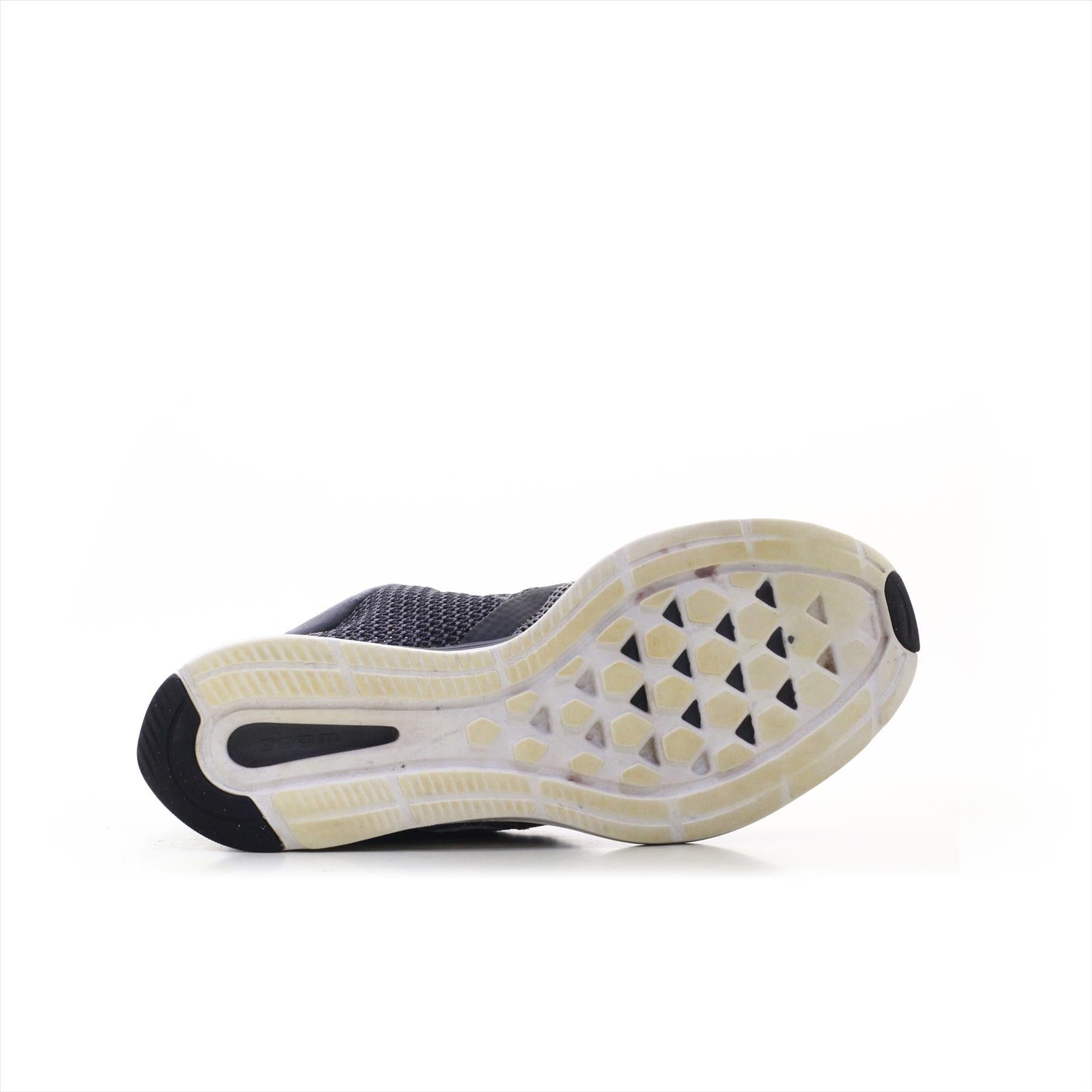 Nike zoom strike 2018 deals
