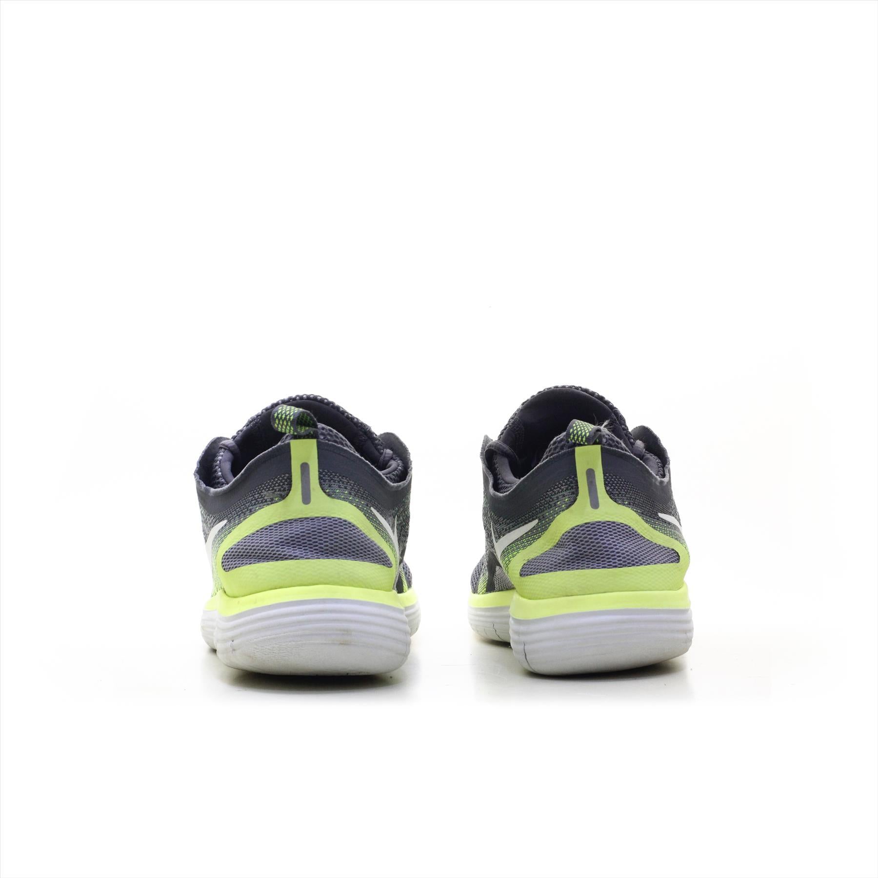 Free rn distance 2 black yellow top