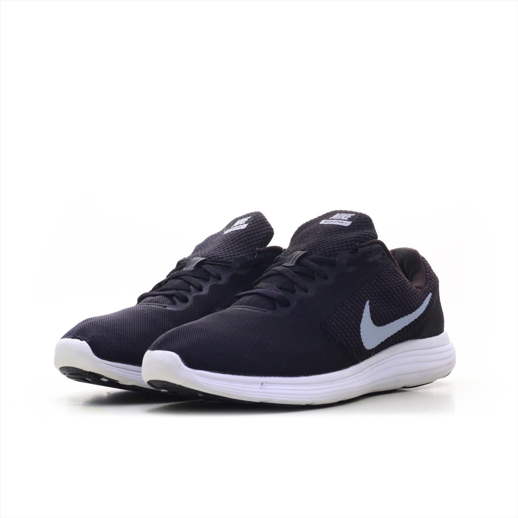 Nike Revolution 3 (ORIGINAL)