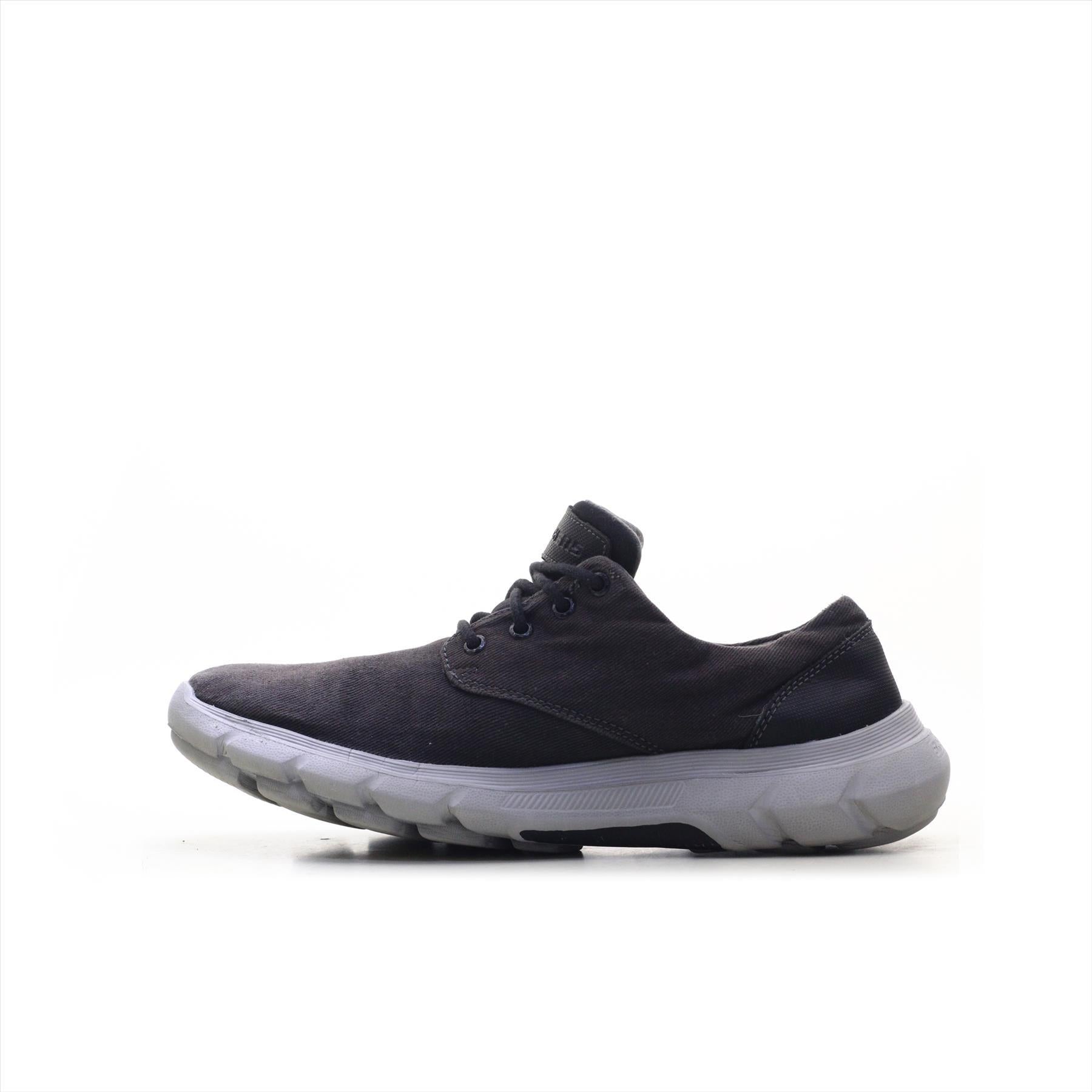Skechers hotsell sn 64654
