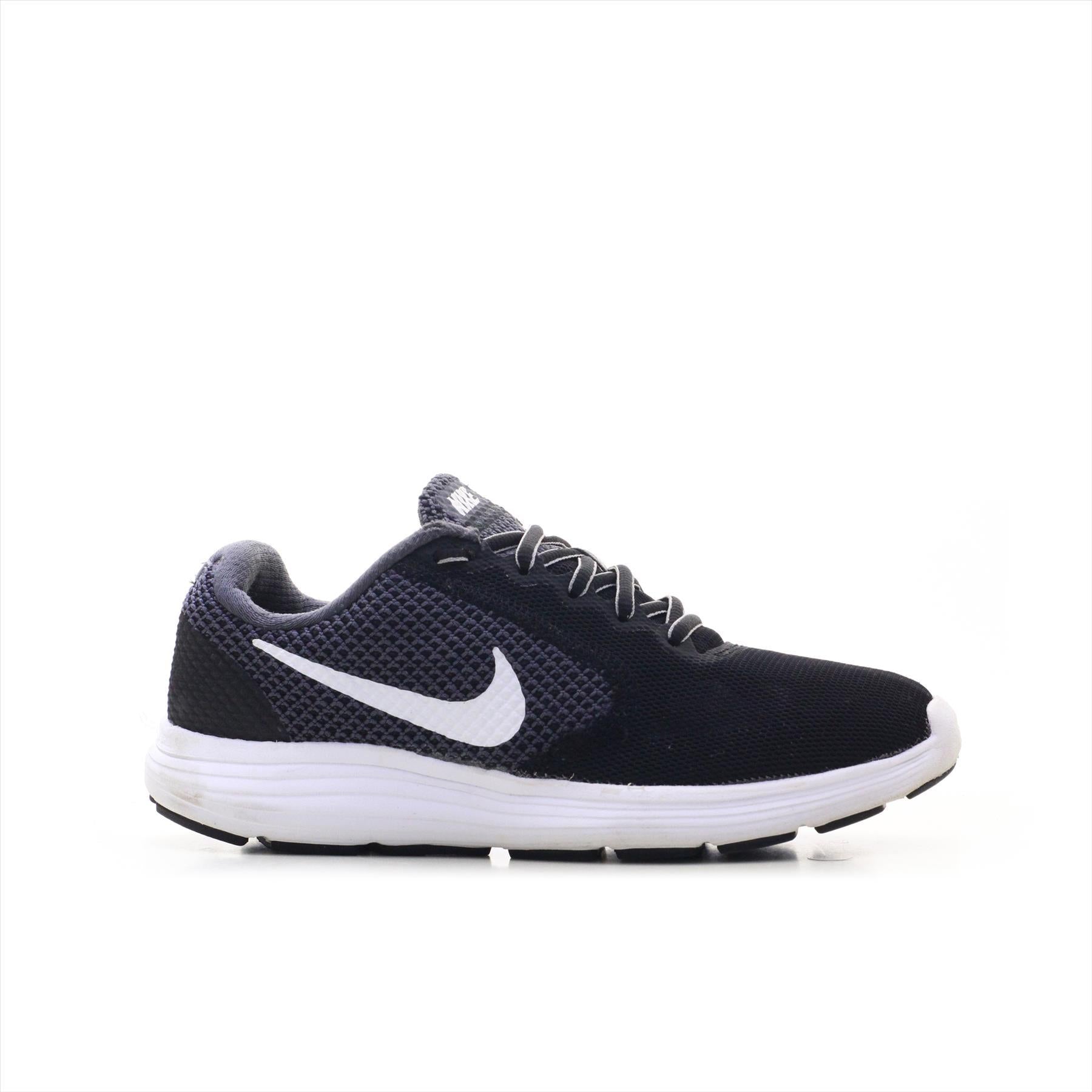 Nike Revolution 3 (ORIGINAL)