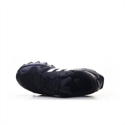 Adidas Traxion (ORIGINAL)