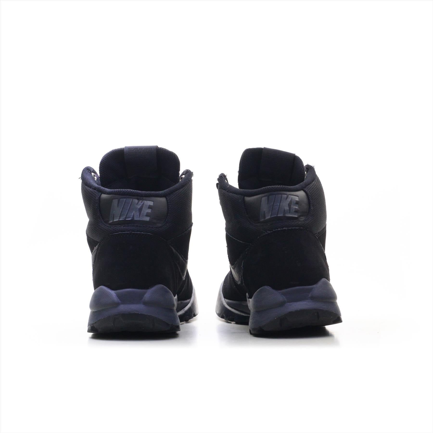 Hoodland suede nike black sales