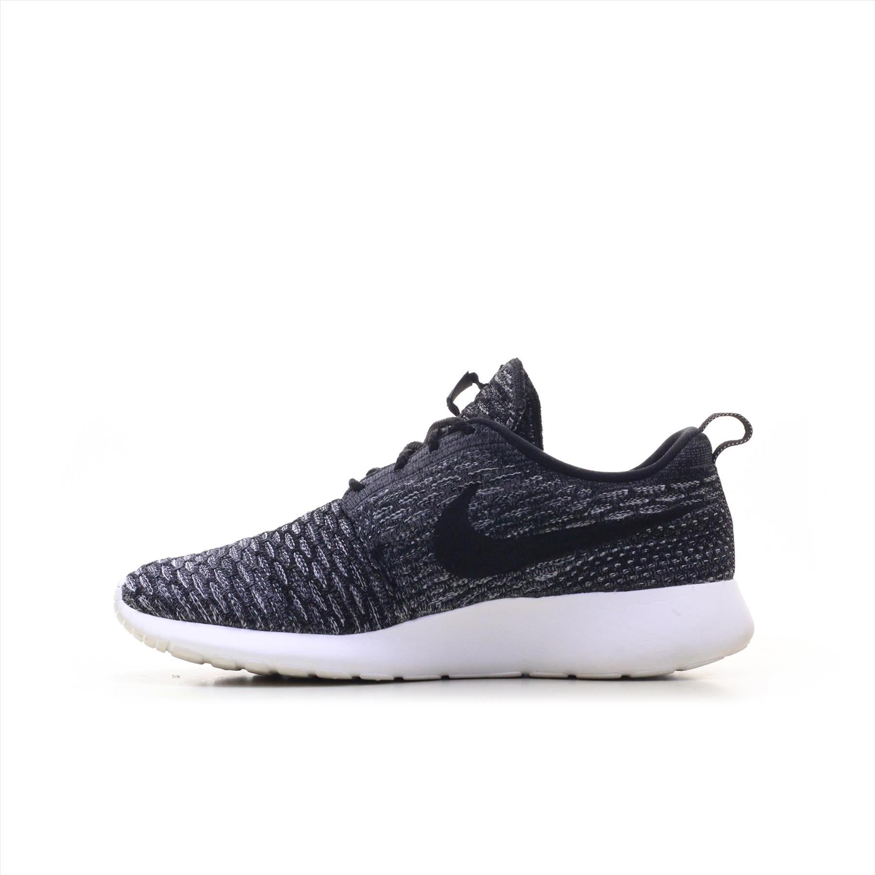 Nike Roshe Run =
