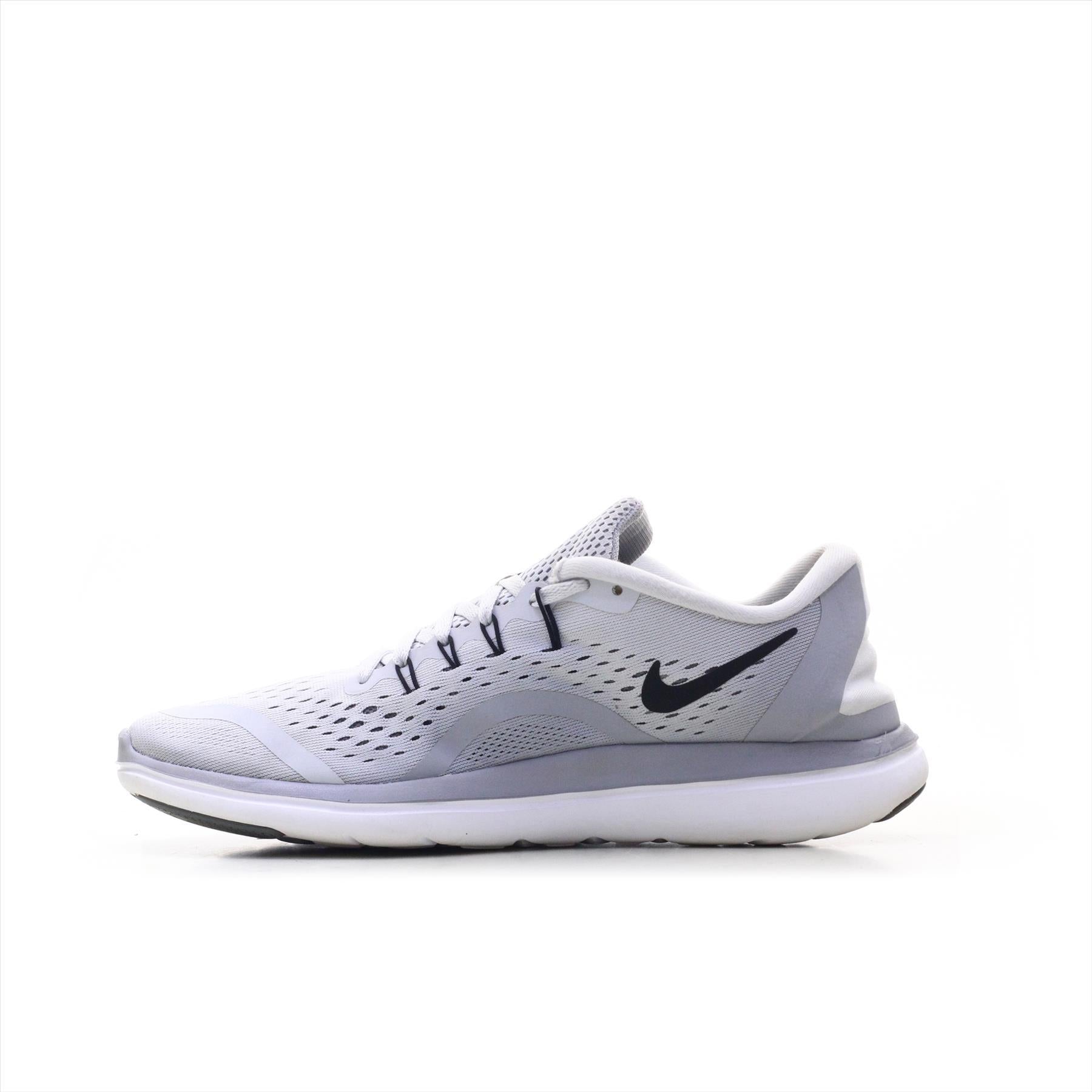Nike slim shoes store