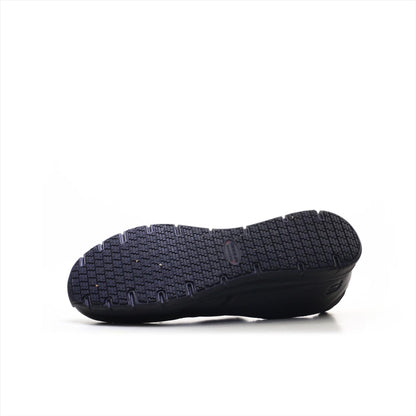 Skechers Slip Resistant Memory Foam (ORIGINAL)