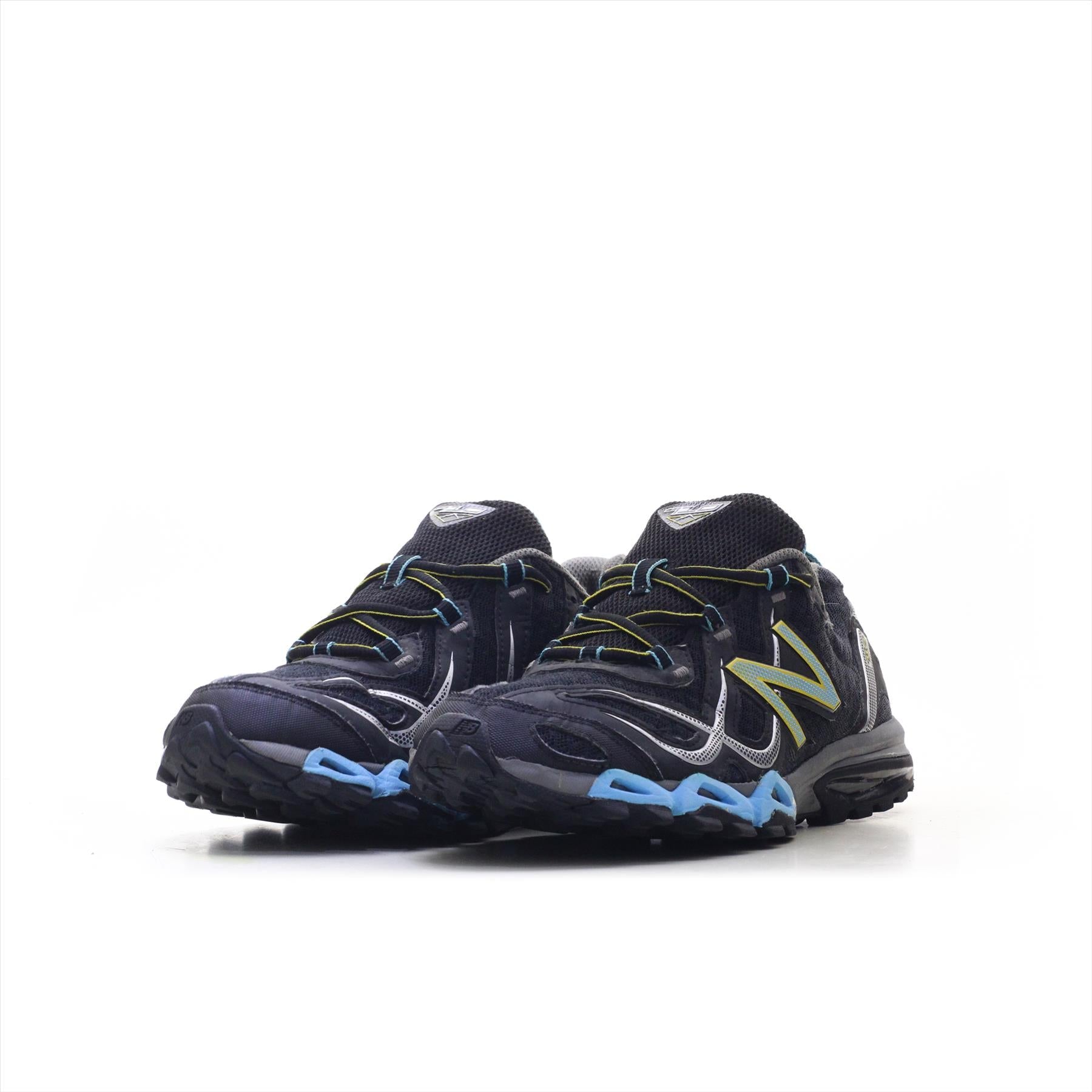 New balance mt 710 2025