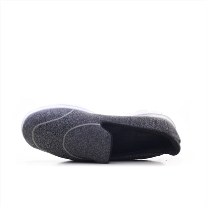 Skechers Ultra Go Walk Air Cooled Goga Mat (ORIGINAL)