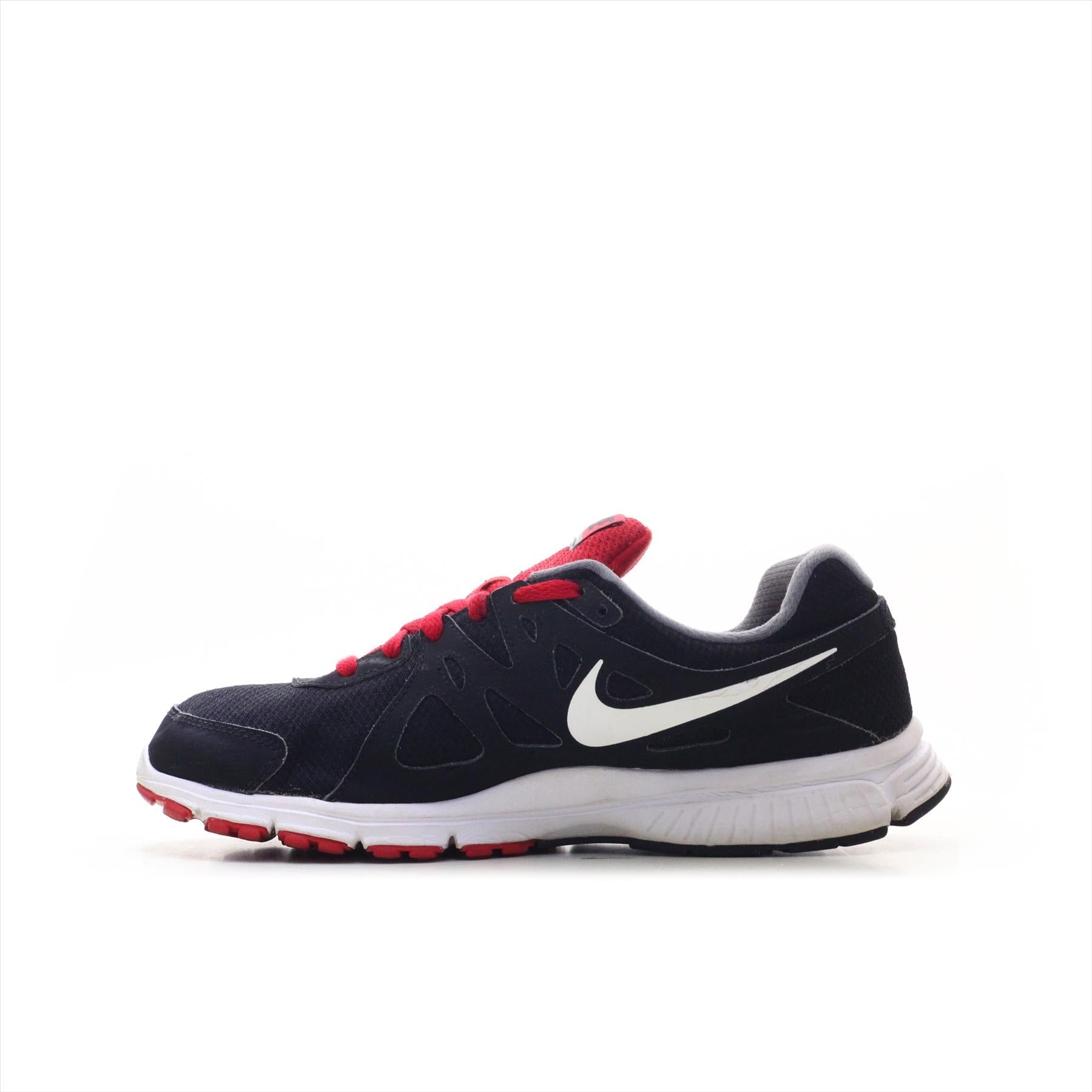 Nike revolution 27 clearance