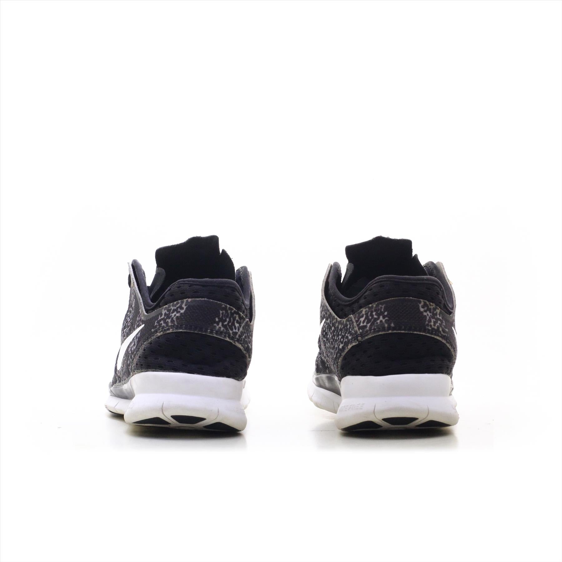 Nike free tr 5 flyknit metallic sales