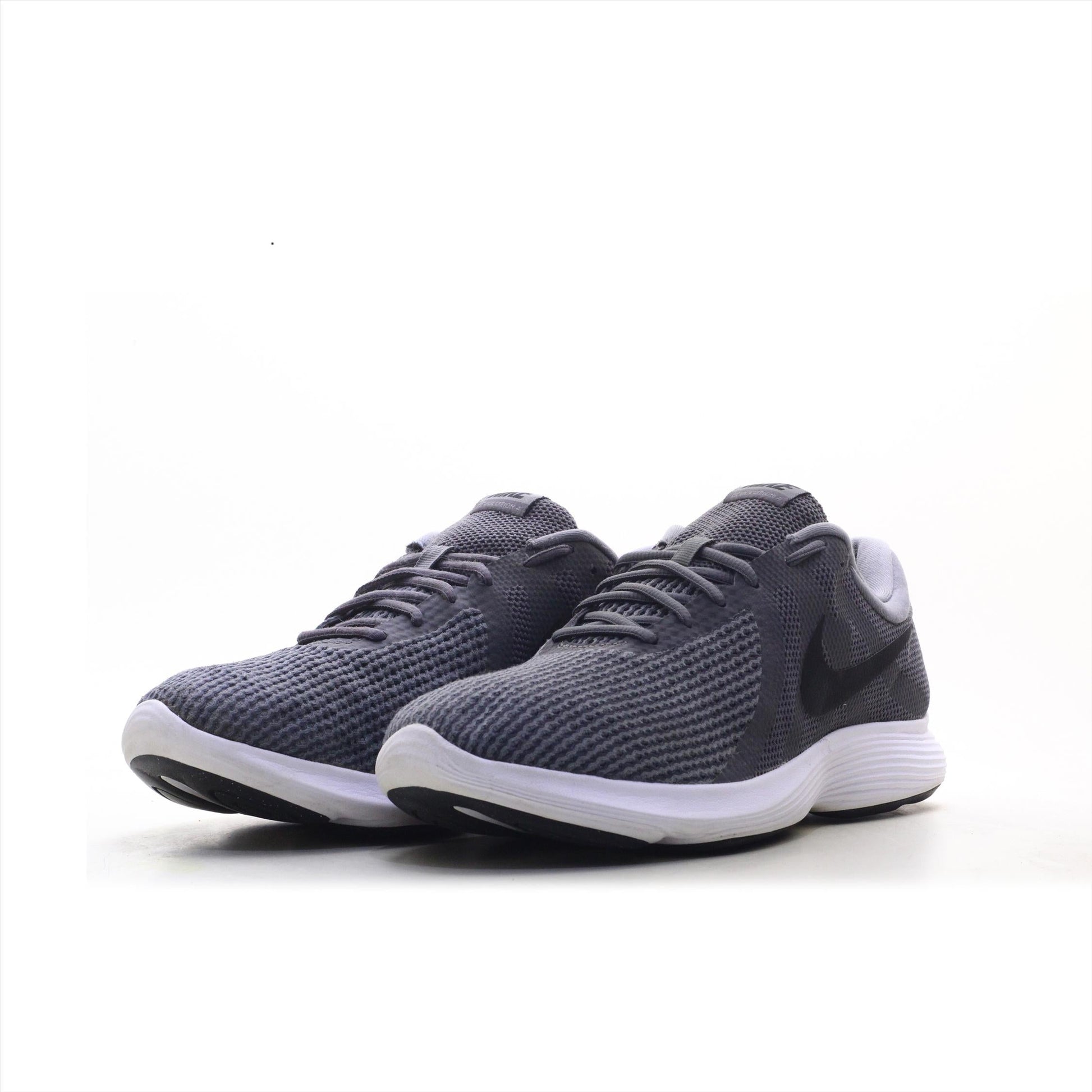 Nike Revolution 4 (ORIGINAL)