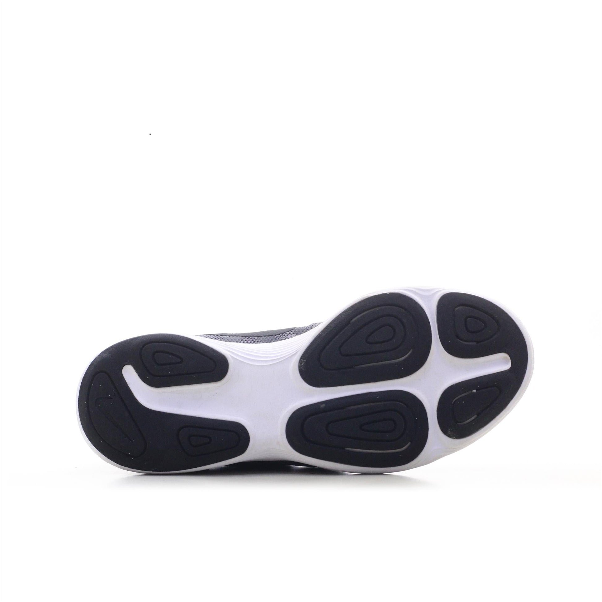 NIKE REVOLUTION 4 (Original)