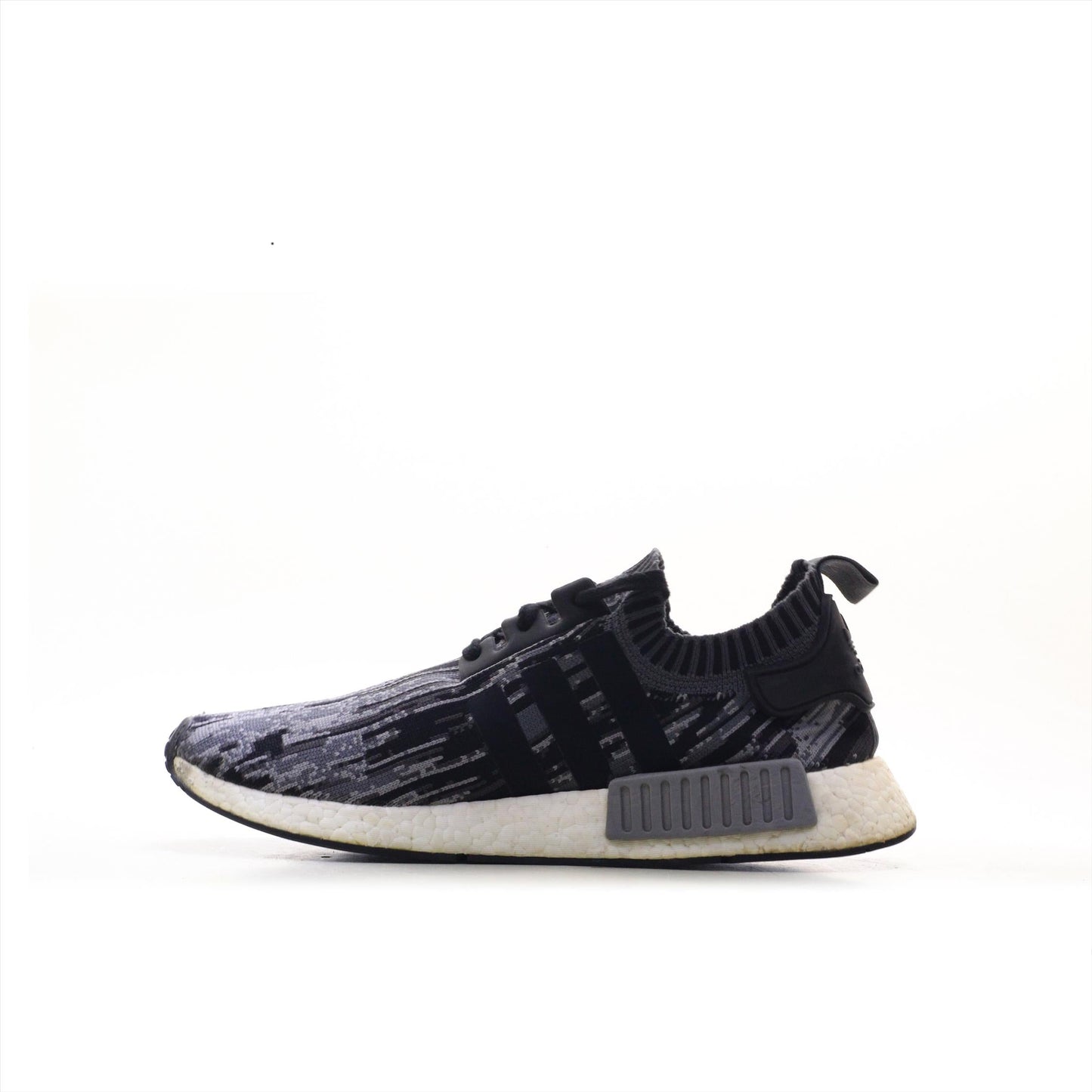 ADIDAS BOOST NMD R1 (Original USA Imported)