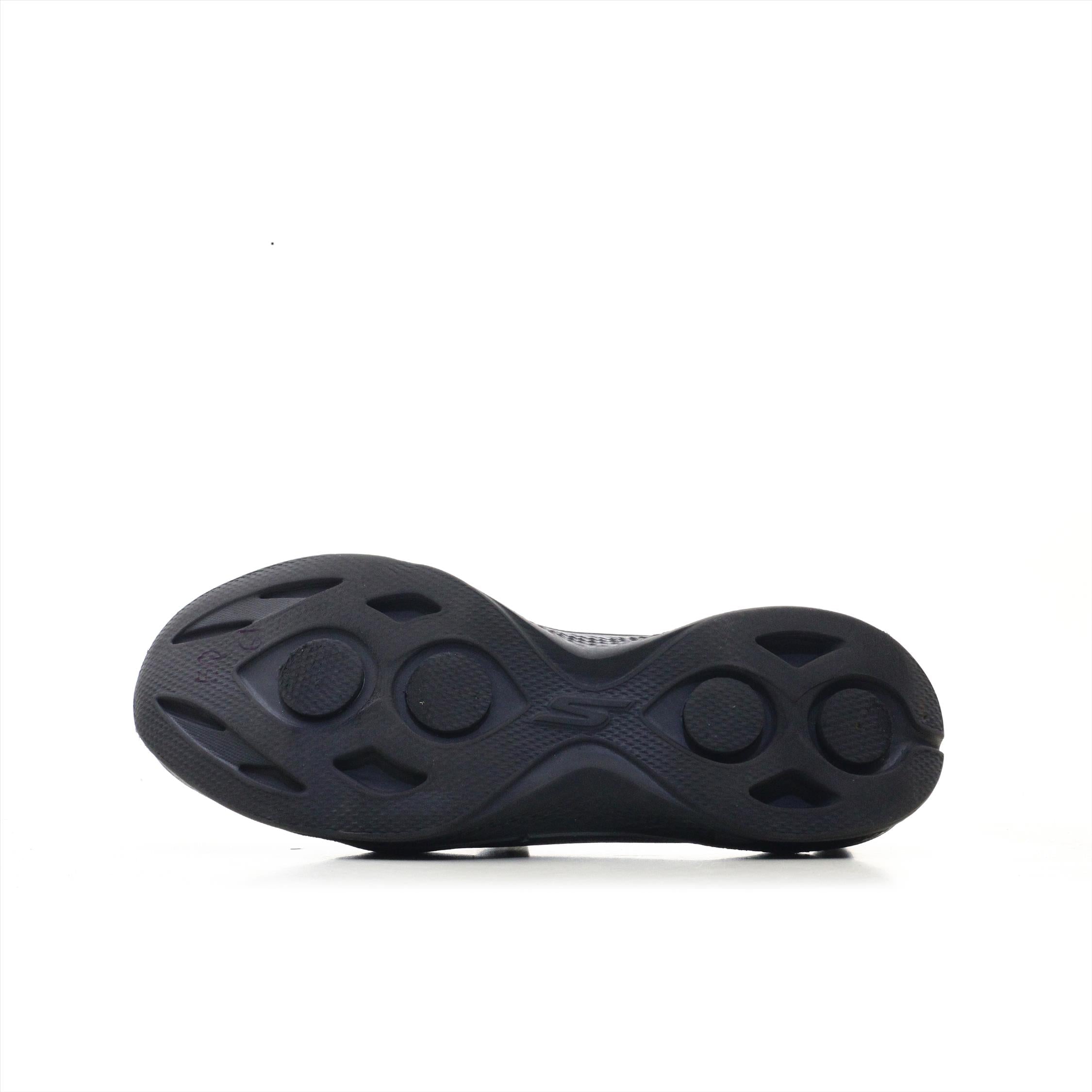 SKECHERS GO WALK 4 GOGA MAX Original USA Imported
