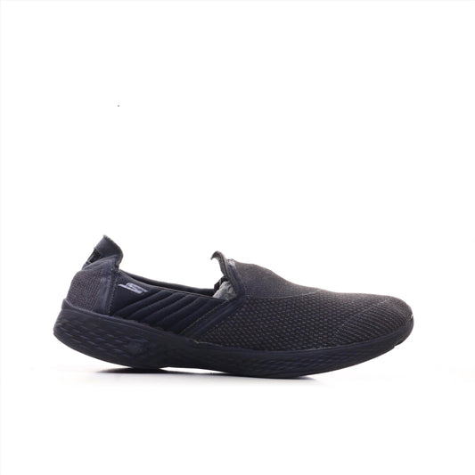 SKECHERS GO WALK SPORTS GOGA MAX (Original USA Imported)