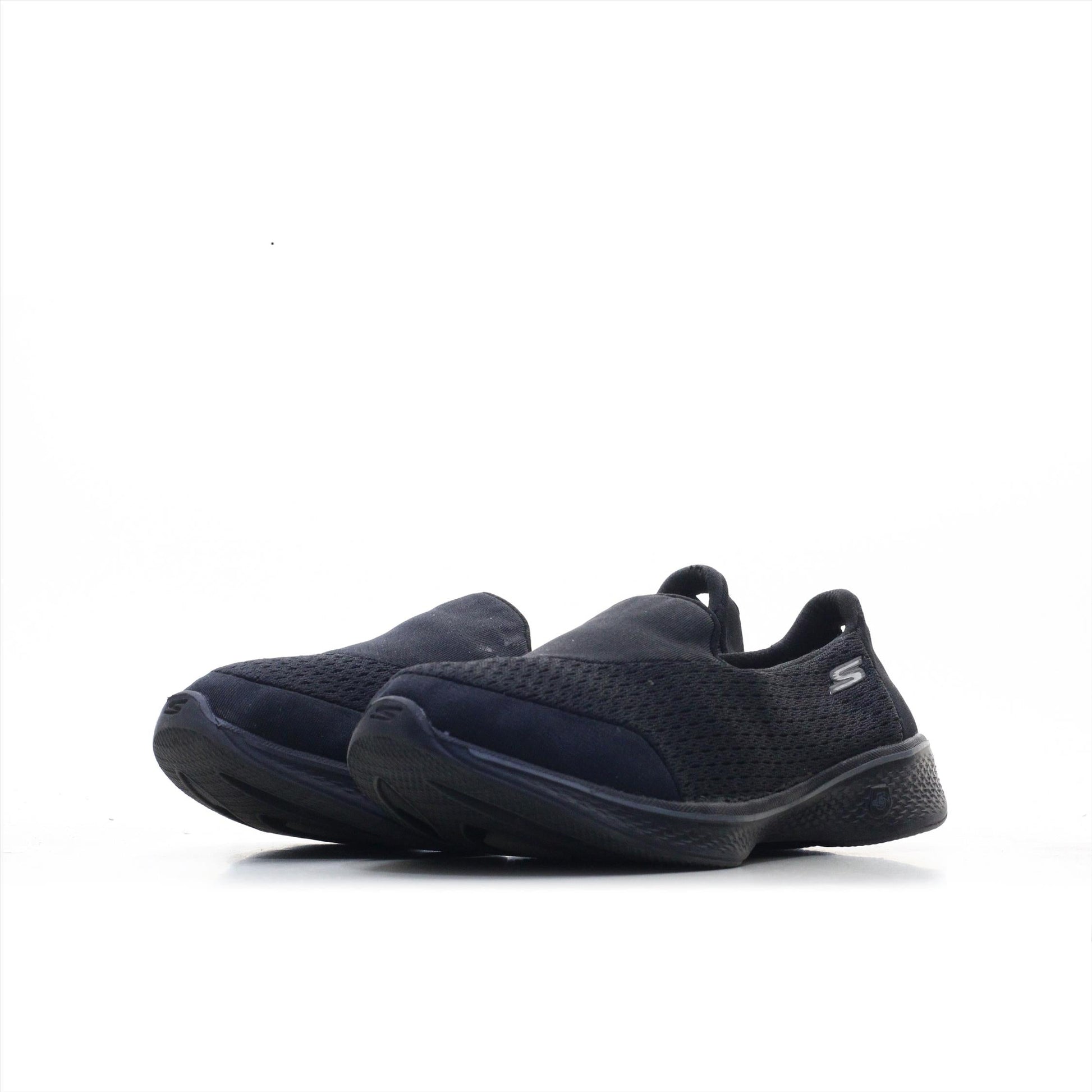 SKECHERS GO WALK 4 GOGA MAX (Original USA Imported)