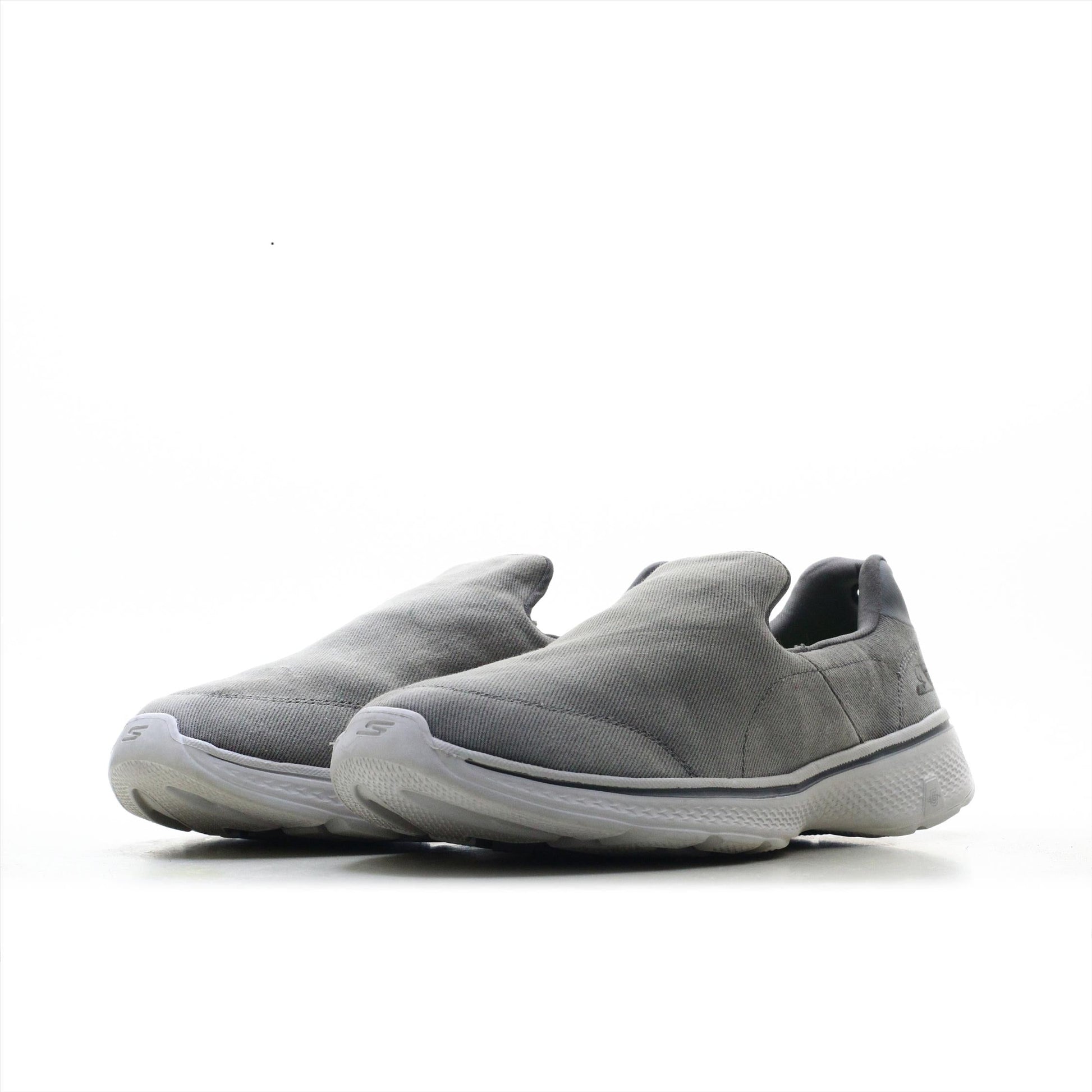 SKECHERS GO WALK 4 GOGA MAX (Original USA Imported)
