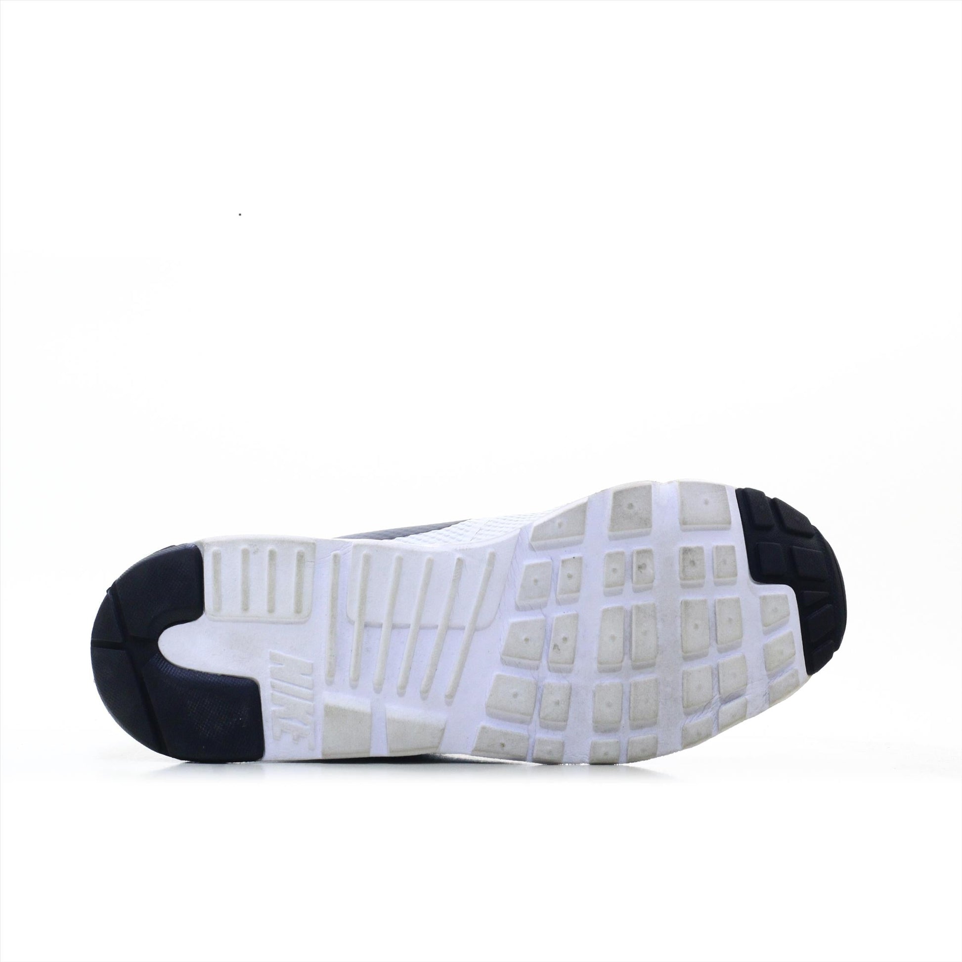 NIKE AIR MAX TAVAS (Original USA Imported)