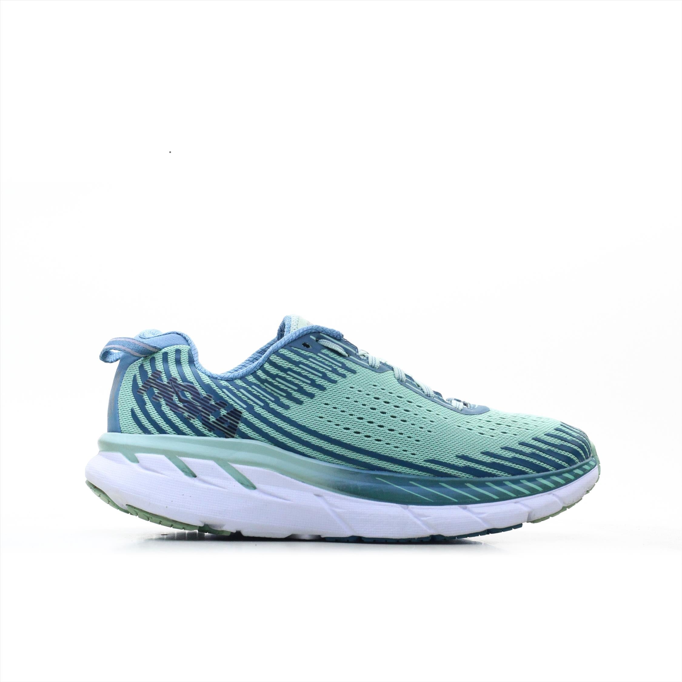 Hoka one one usa store