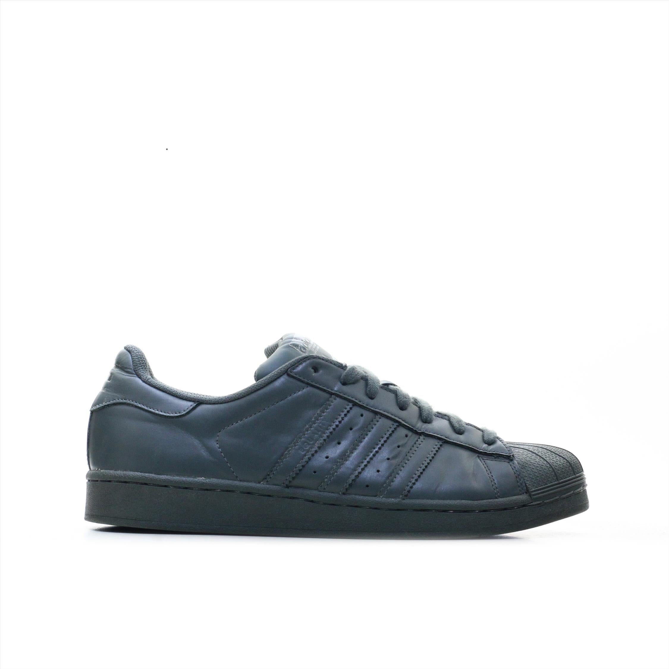 Navy pharrell williams store