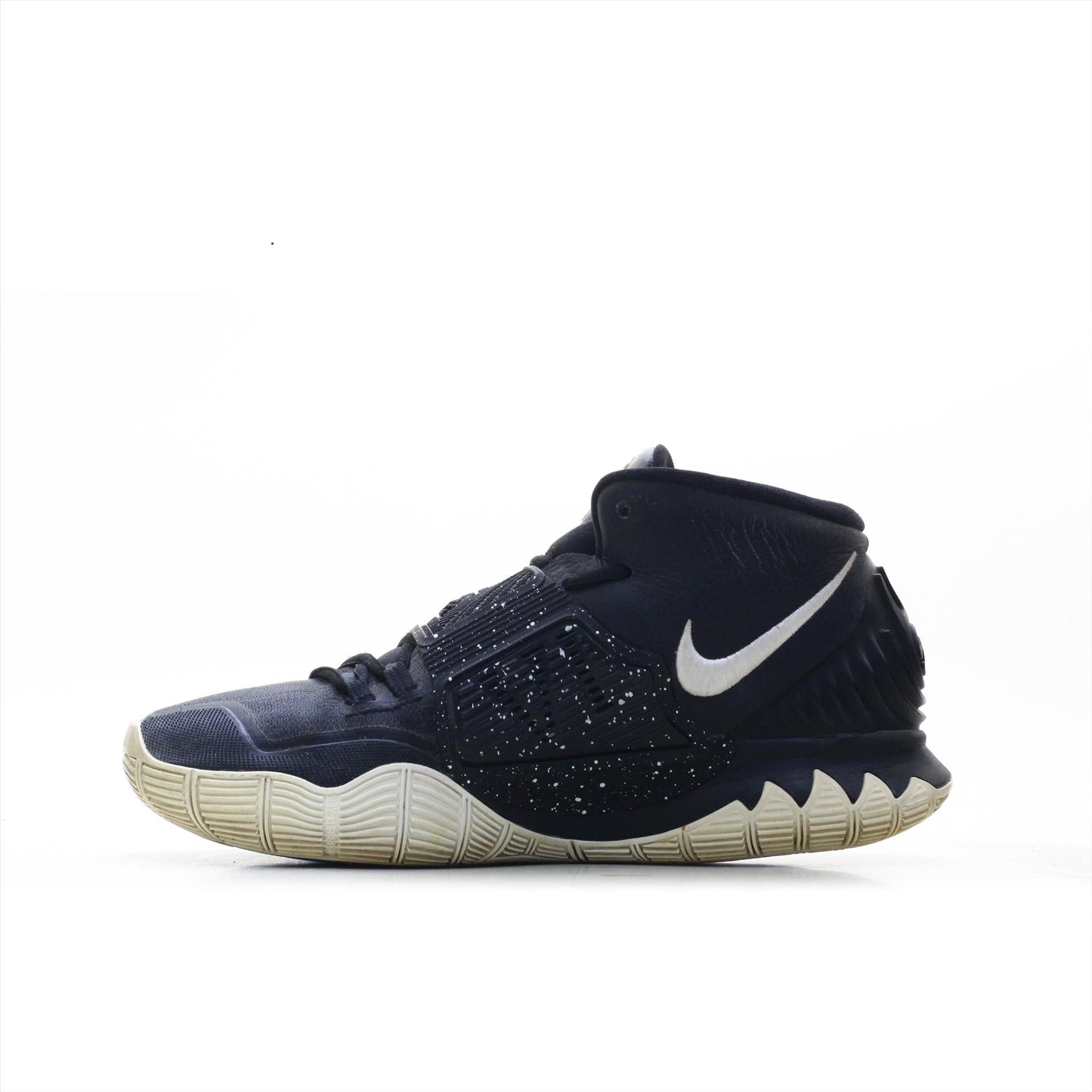 NIKE KYRIE SIX (Original USA Imported)