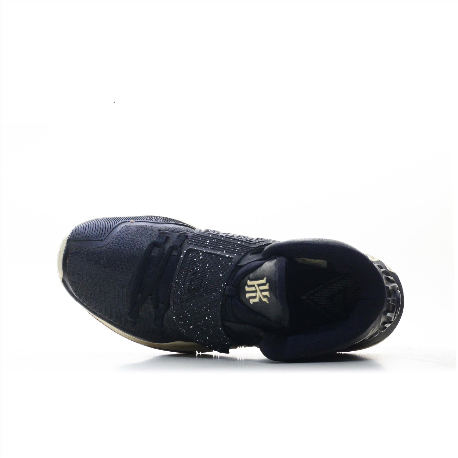 NIKE KYRIE SIX (Original USA Imported)