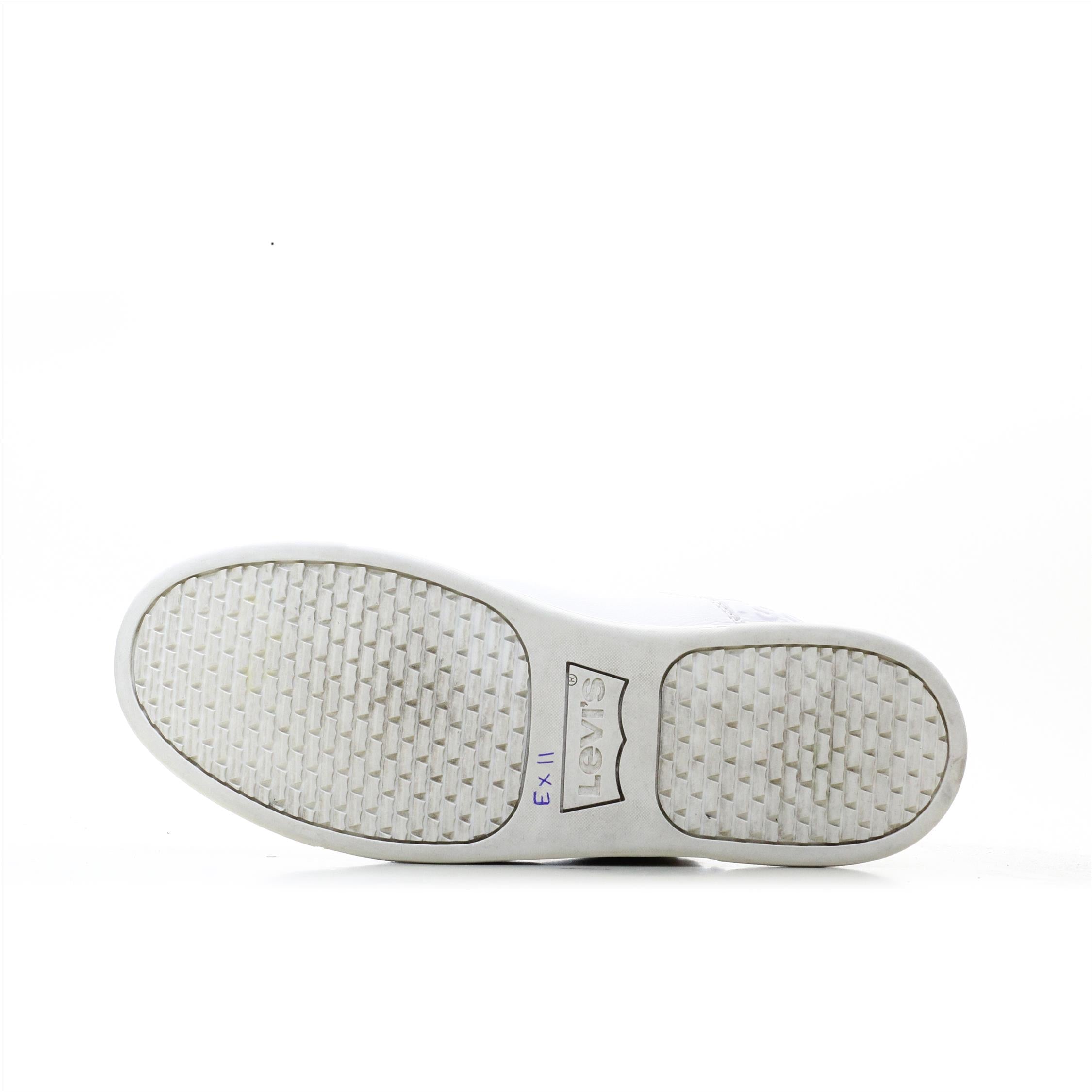 Levi's chappal shop