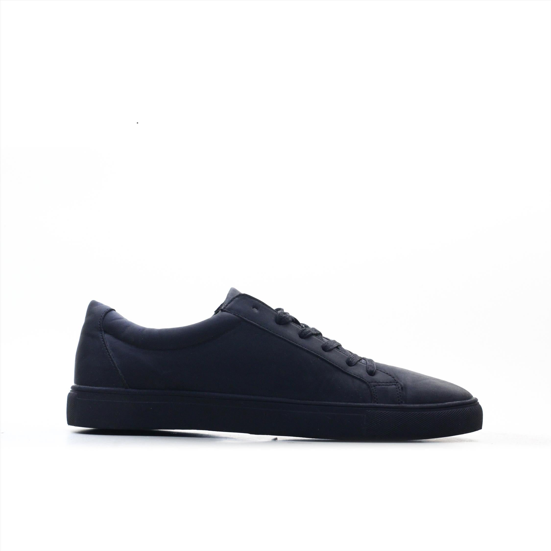 And1 slip on outlet
