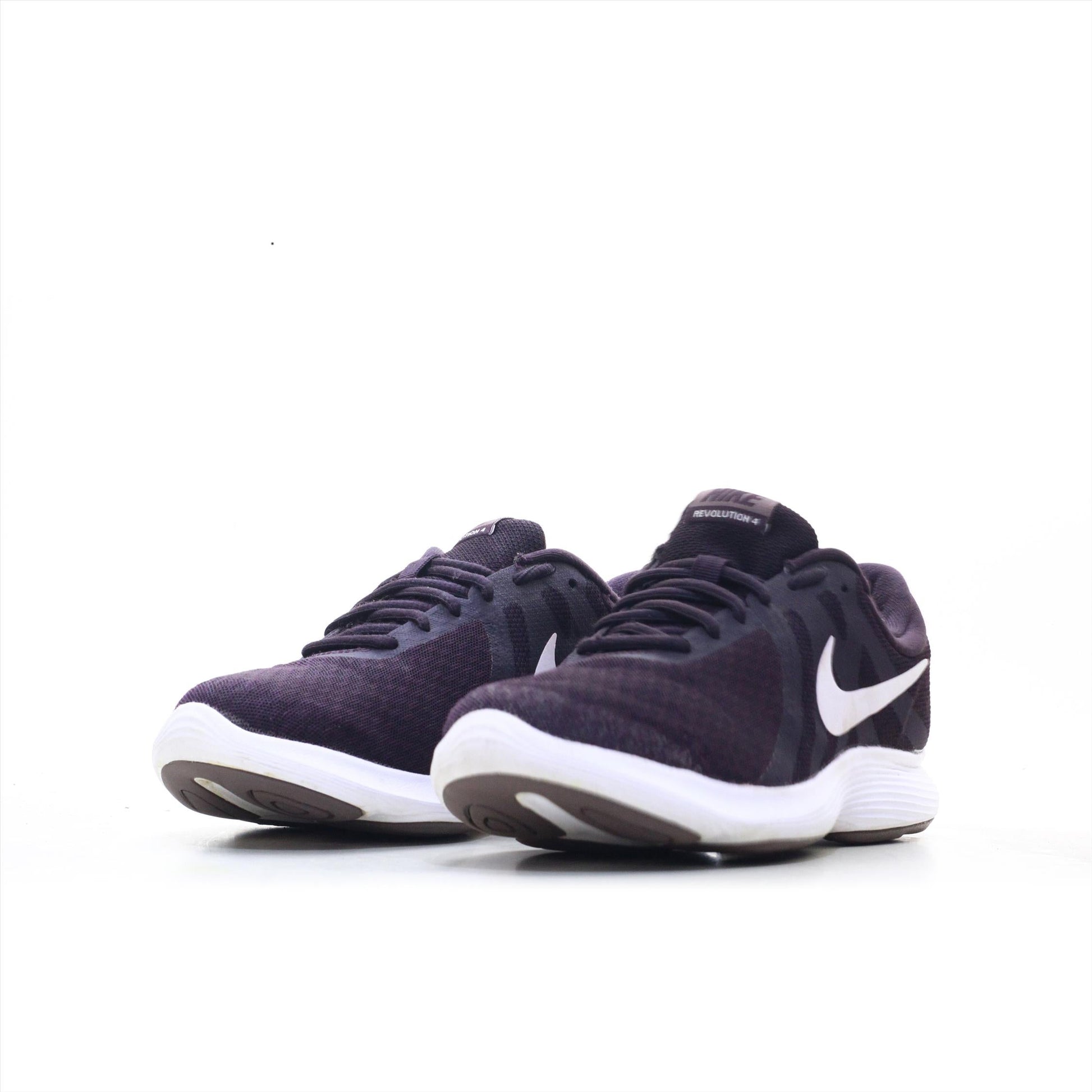 NIKE REVOLUTION 4 (Original USA Imported)