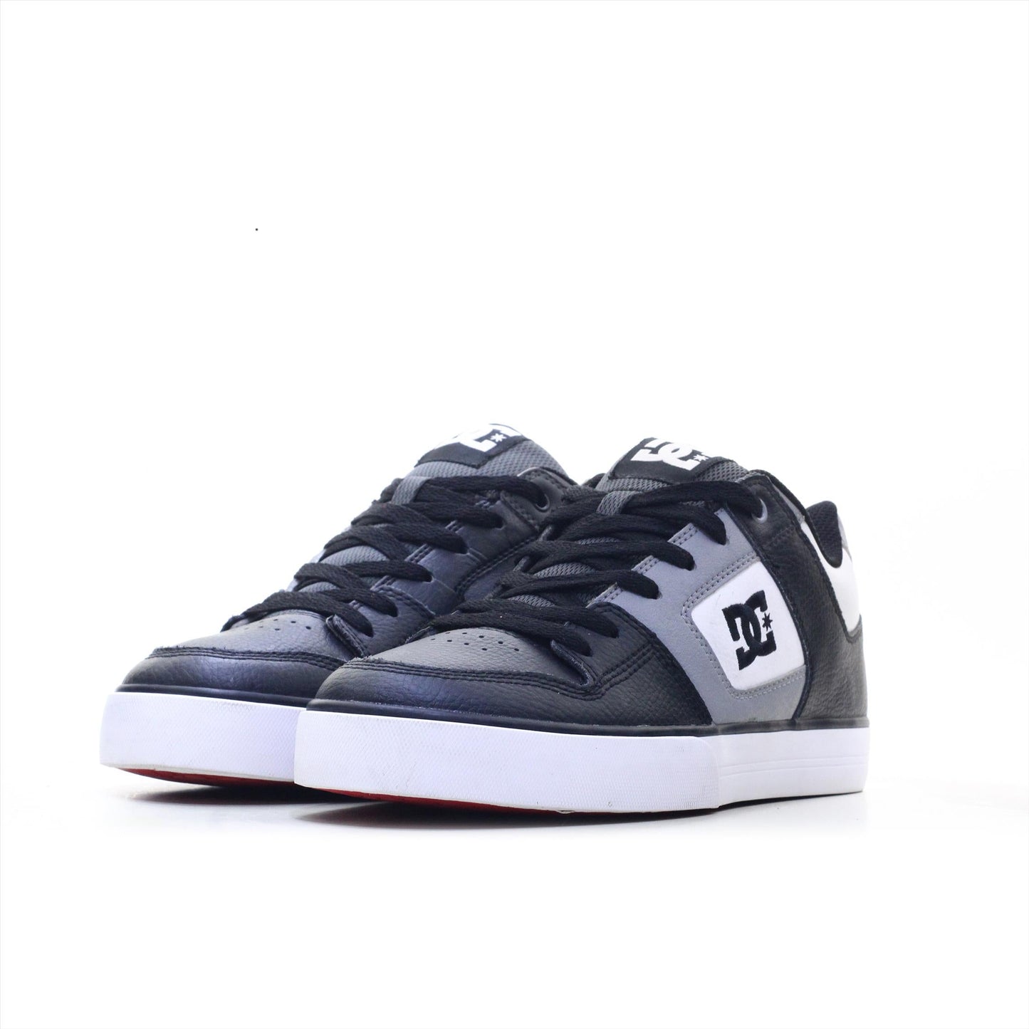 DC SHOE CO. USA (Original USA Imported)