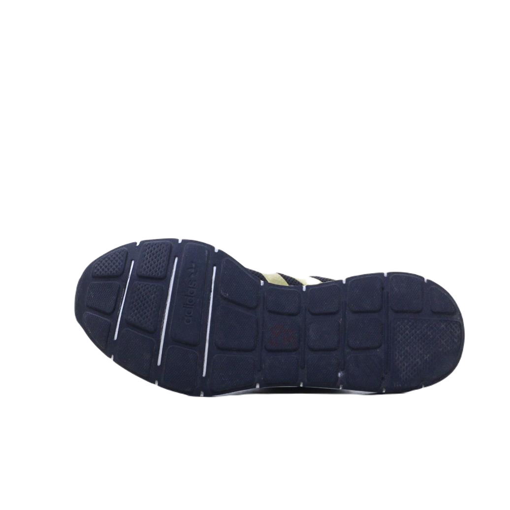 ADIDAS SWIFT RUN (Original USA Imported)