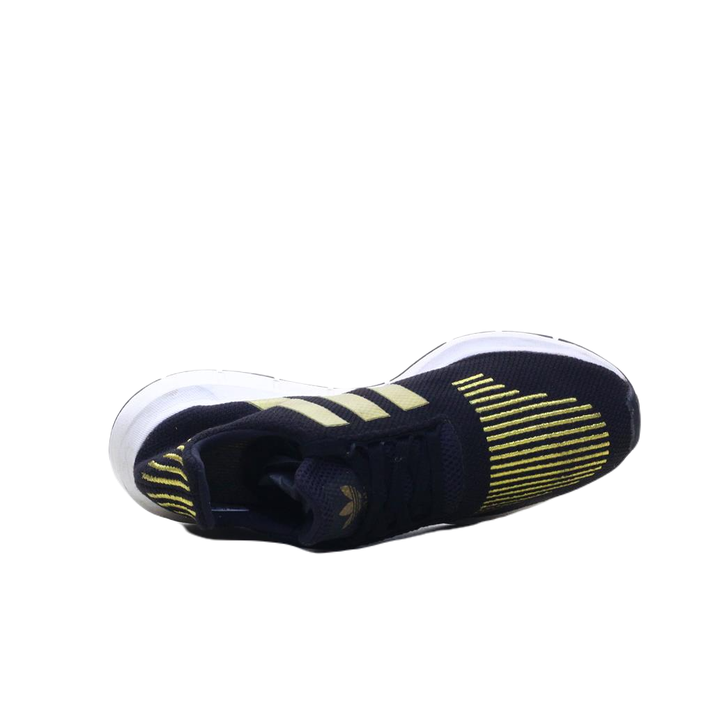 ADIDAS SWIFT RUN (Original USA Imported)